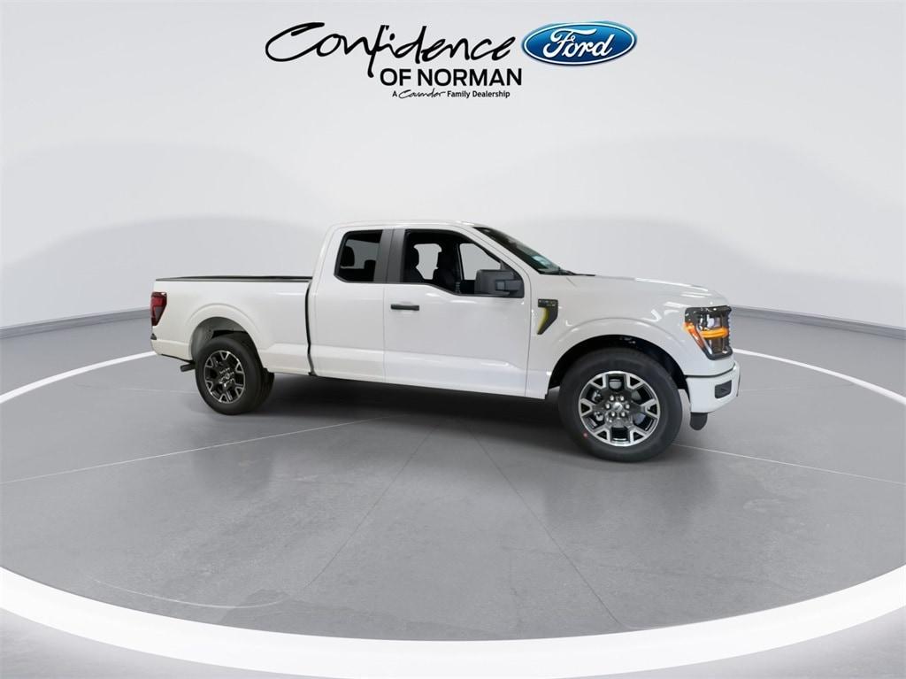 new 2025 Ford F-150 car, priced at $48,640