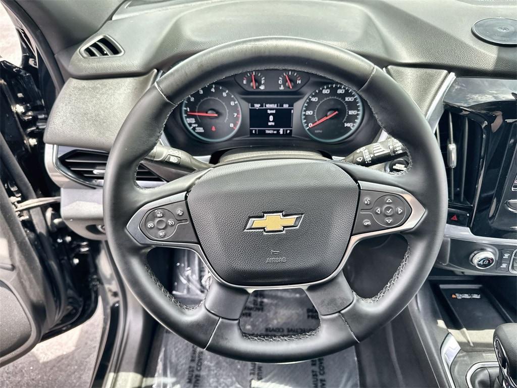 used 2023 Chevrolet Traverse car, priced at $26,351