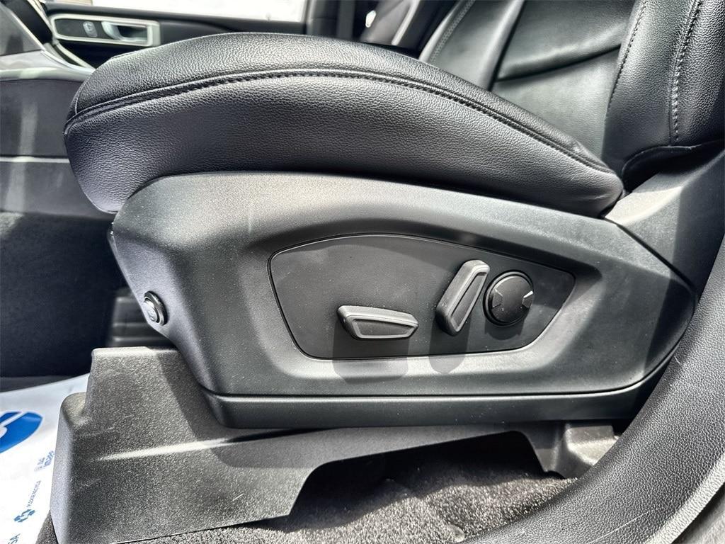 used 2020 Ford Explorer car, priced at $23,402