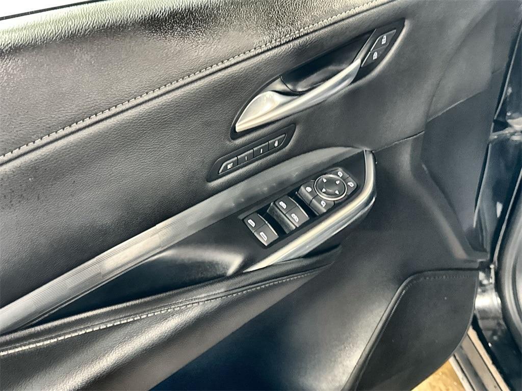 used 2024 Cadillac XT4 car, priced at $29,514