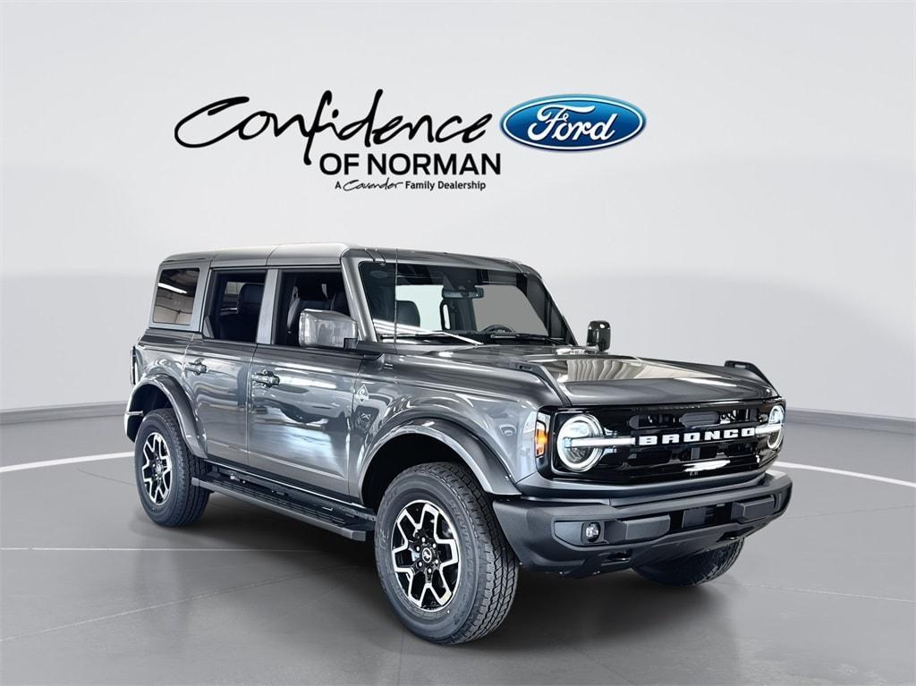 new 2024 Ford Bronco car, priced at $52,405