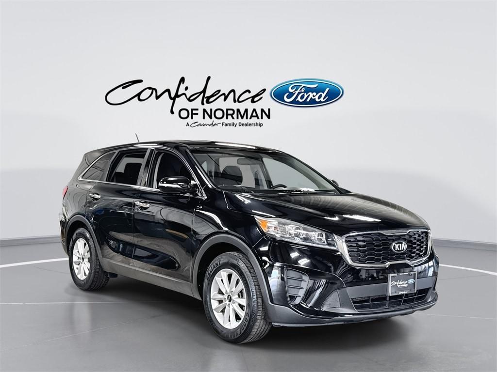 used 2019 Kia Sorento car, priced at $17,375