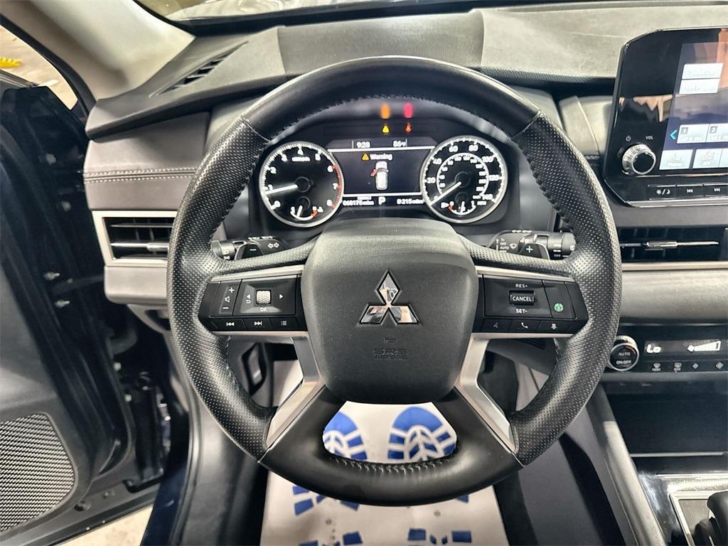 used 2024 Mitsubishi Outlander car, priced at $20,117