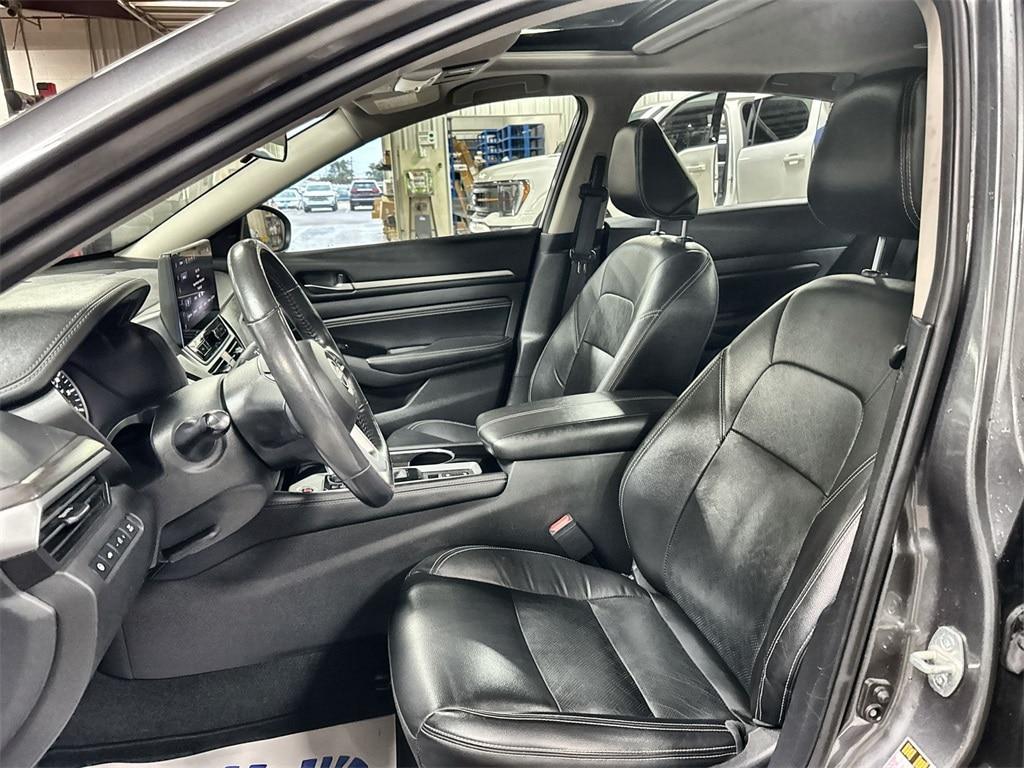 used 2023 Nissan Altima car, priced at $21,892