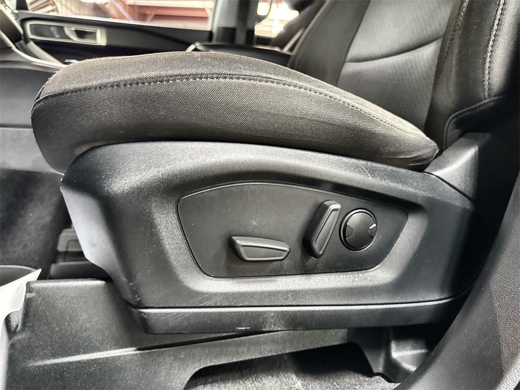 used 2023 Ford Explorer car, priced at $31,370