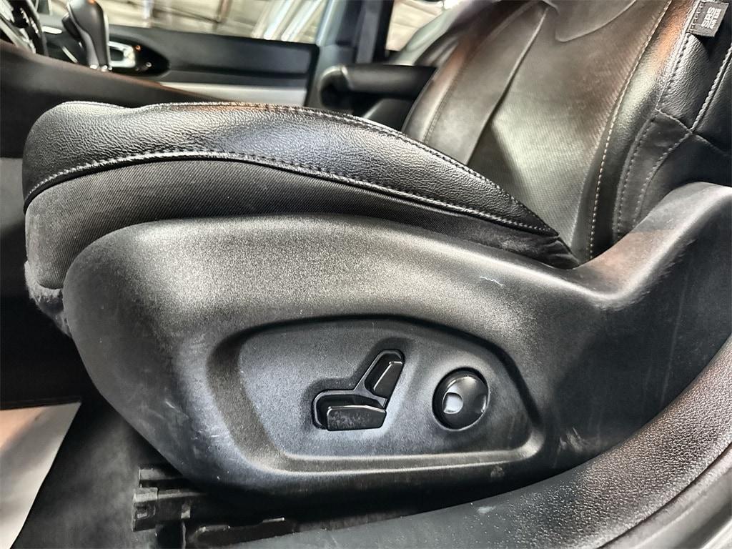 used 2023 Jeep Compass car, priced at $19,884