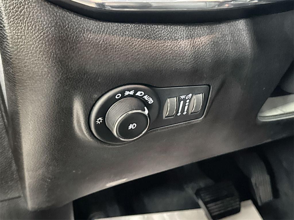 used 2023 Jeep Compass car, priced at $19,884