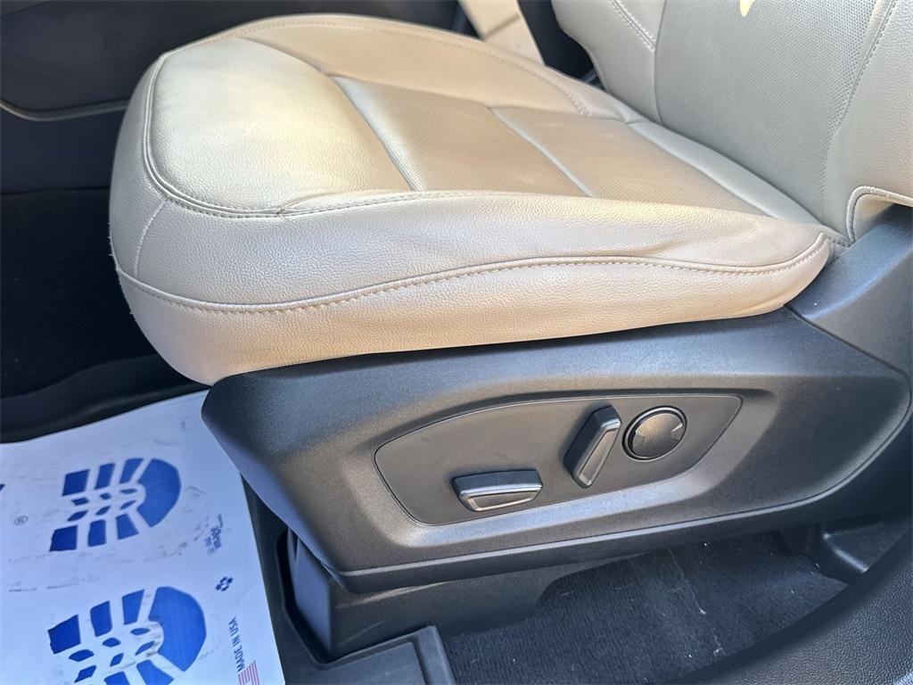 used 2022 Ford Explorer car, priced at $32,982