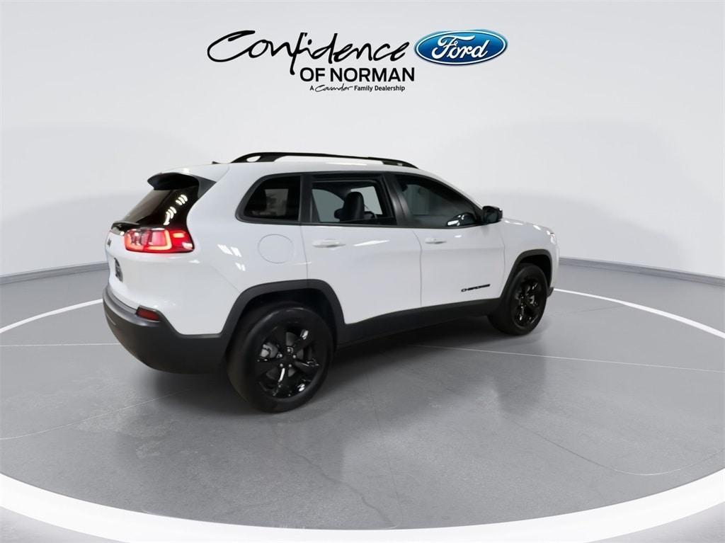 used 2023 Jeep Cherokee car, priced at $29,152