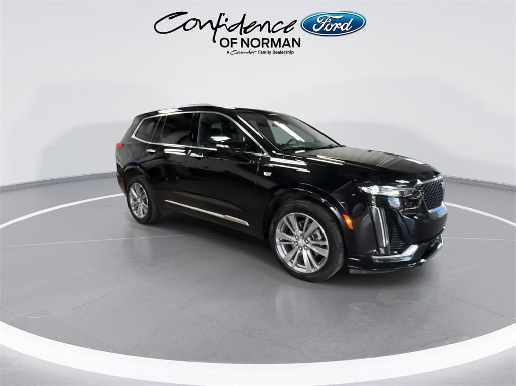 used 2023 Cadillac XT6 car, priced at $40,805