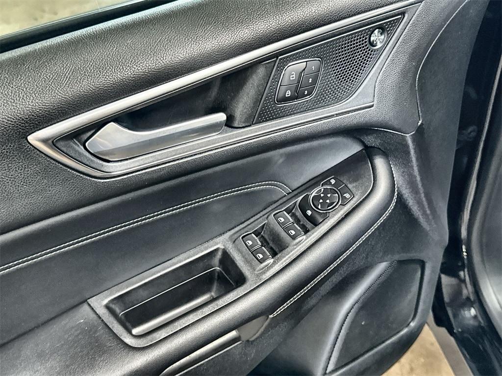used 2022 Ford Edge car, priced at $24,591