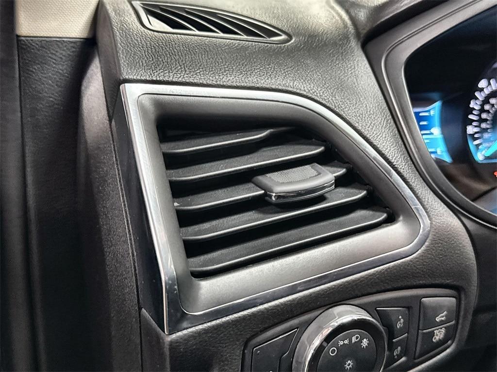 used 2022 Ford Edge car, priced at $24,591