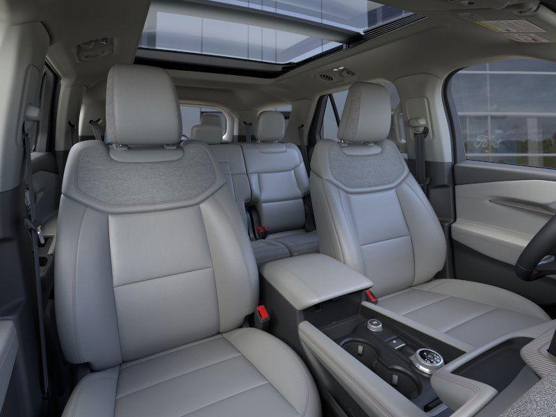 new 2025 Ford Explorer car, priced at $49,865