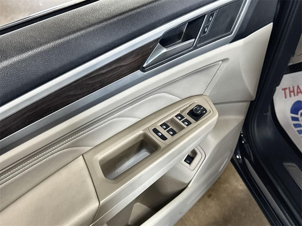 used 2021 Volkswagen Atlas car, priced at $26,271