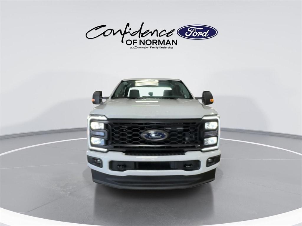 new 2025 Ford F-350 car, priced at $58,691
