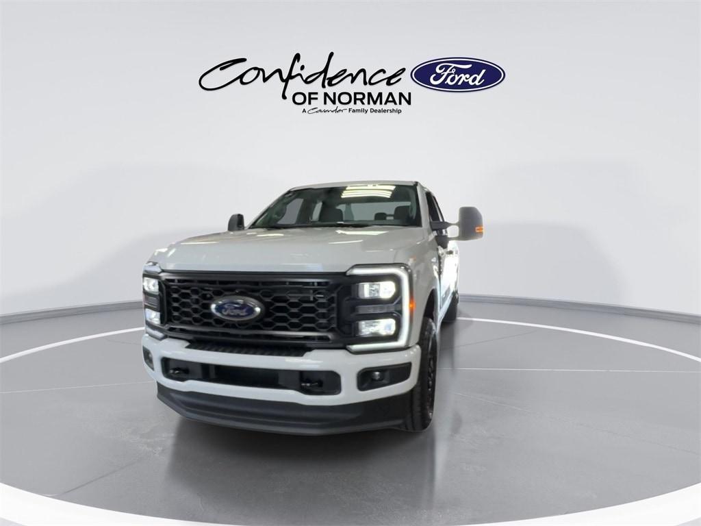 new 2025 Ford F-350 car, priced at $58,691
