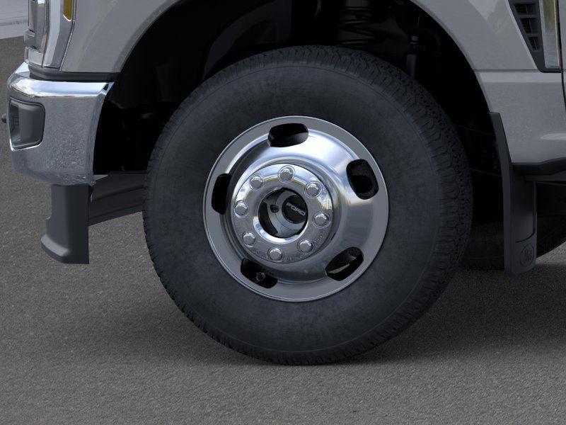 new 2025 Ford F-350 car, priced at $85,181
