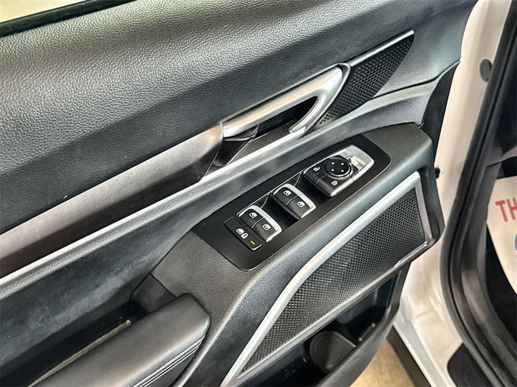 used 2024 Kia Telluride car, priced at $32,387