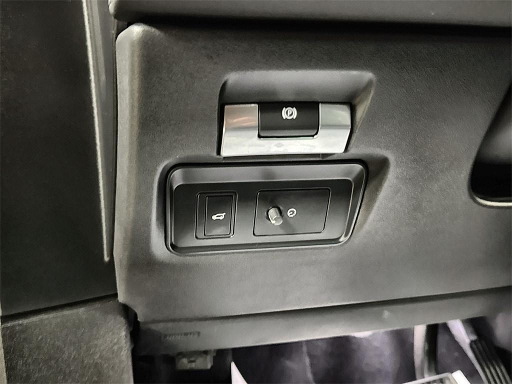 used 2020 Land Rover Range Rover Evoque car, priced at $28,201