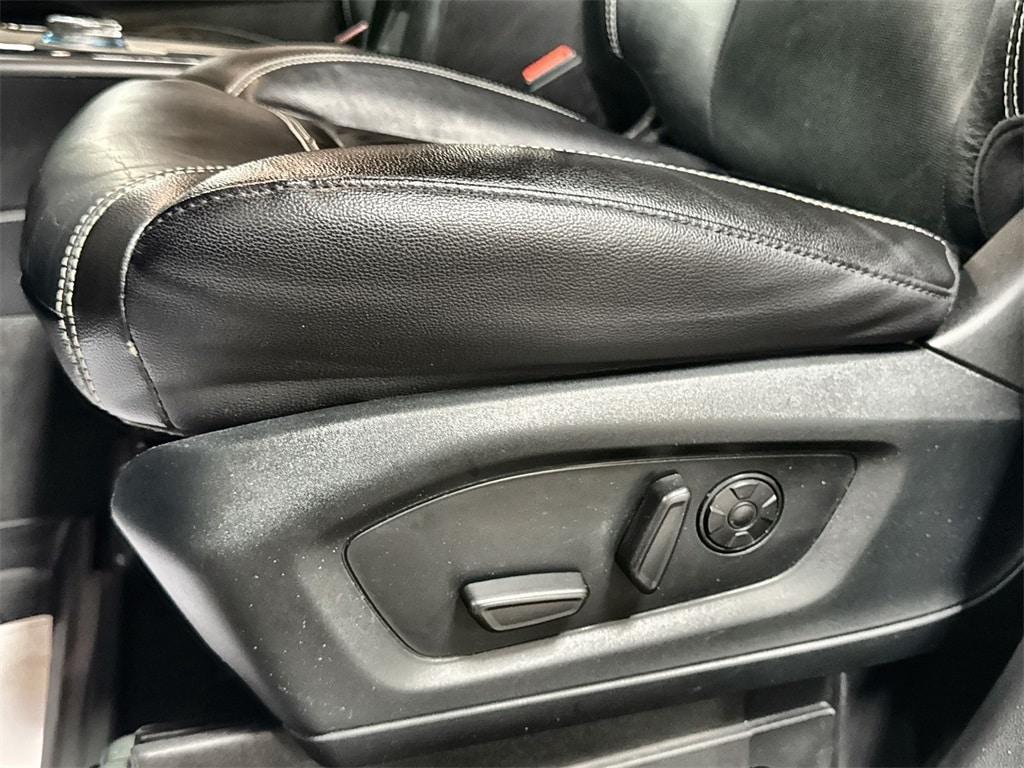 used 2022 Ford Explorer car, priced at $38,984