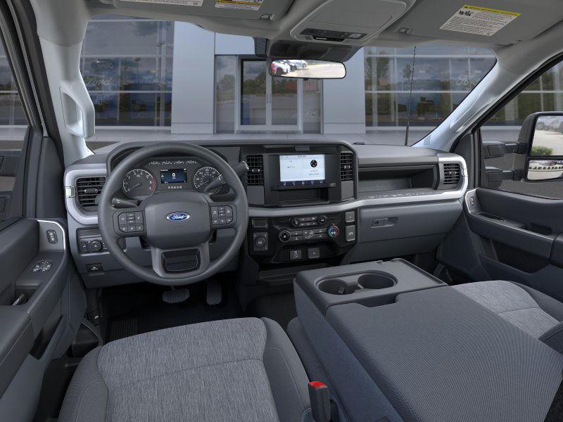 new 2025 Ford F-250 car, priced at $51,951