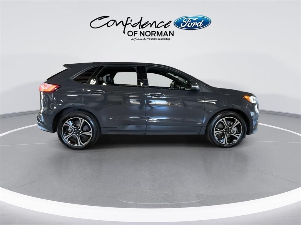 used 2021 Ford Edge car, priced at $29,841