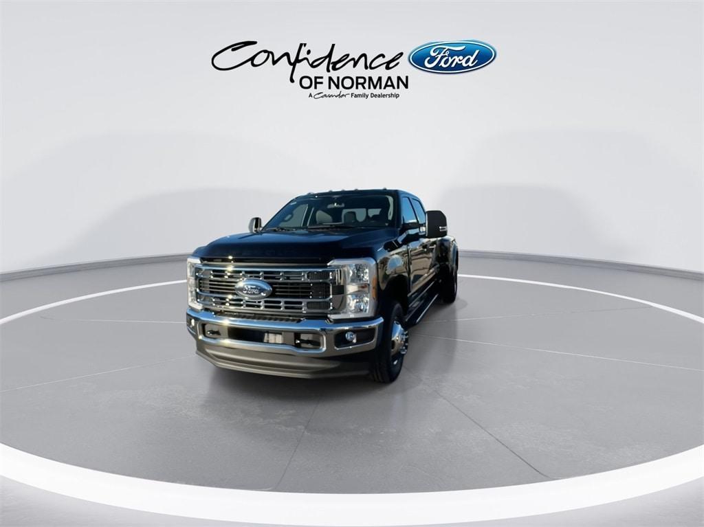 new 2024 Ford F-350 car, priced at $77,135