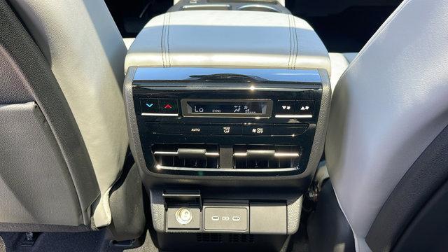 new 2025 Acura MDX car, priced at $60,150