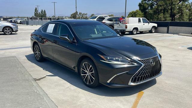 used 2024 Lexus ES 300h car, priced at $40,995