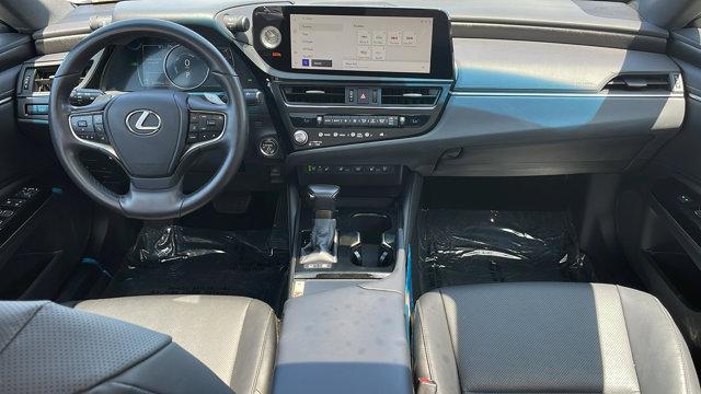 used 2024 Lexus ES 300h car, priced at $40,995