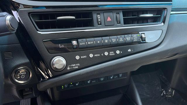 used 2024 Lexus ES 300h car, priced at $40,995