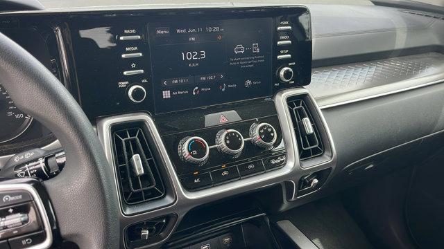 used 2023 Kia Sorento car, priced at $22,891