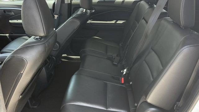 used 2022 Honda Pilot car, priced at $27,300