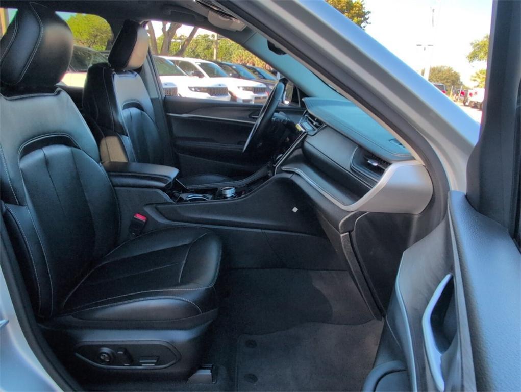 used 2021 Jeep Grand Cherokee L car, priced at $24,988