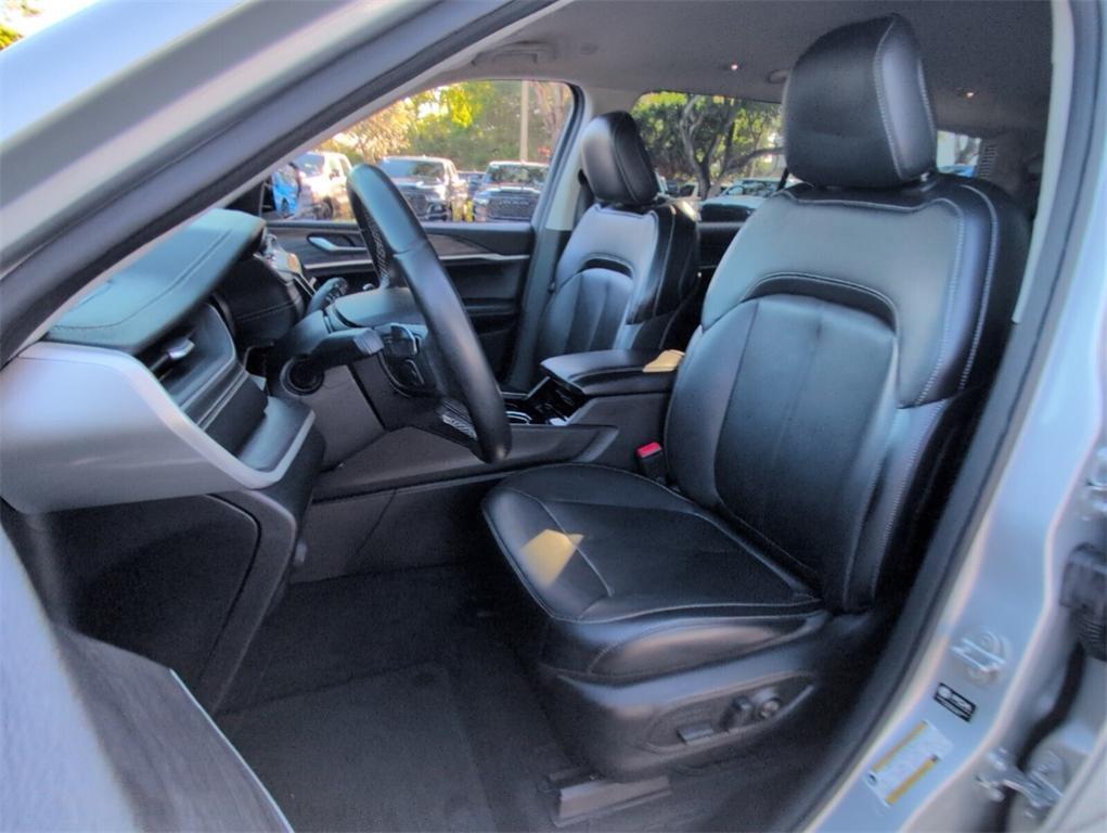 used 2021 Jeep Grand Cherokee L car, priced at $24,988