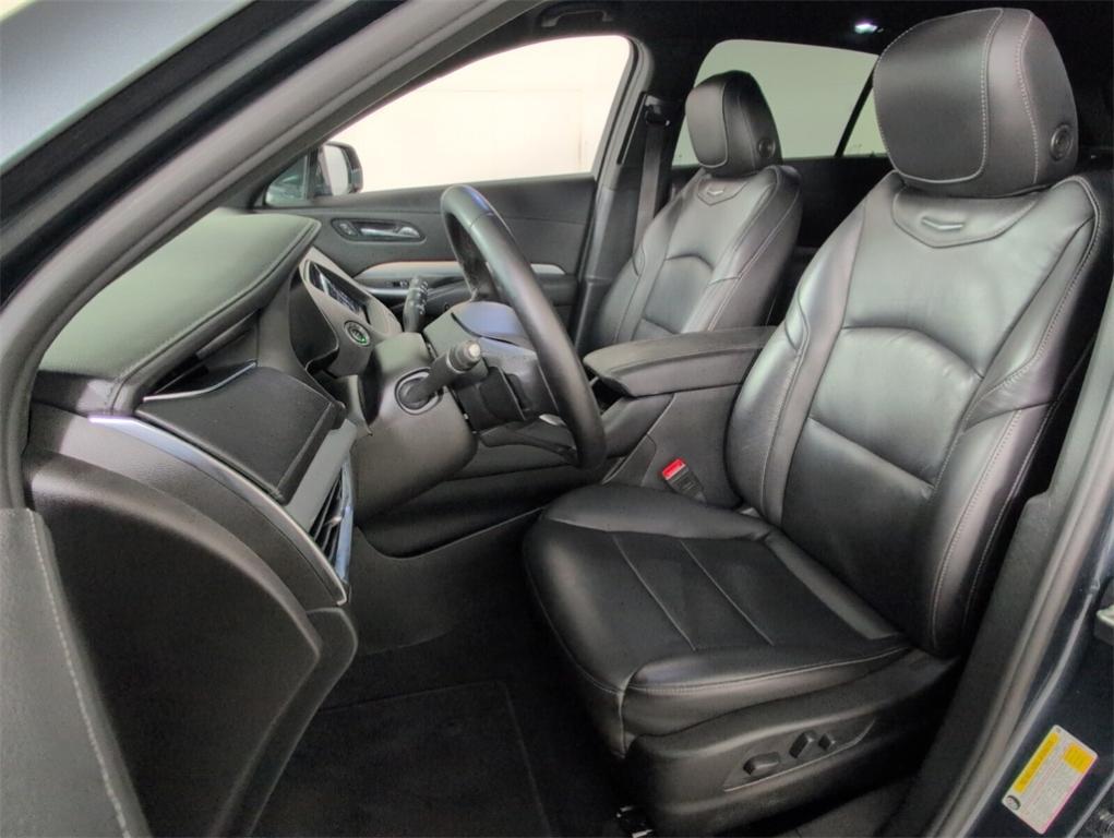 used 2021 Cadillac XT4 car, priced at $21,888