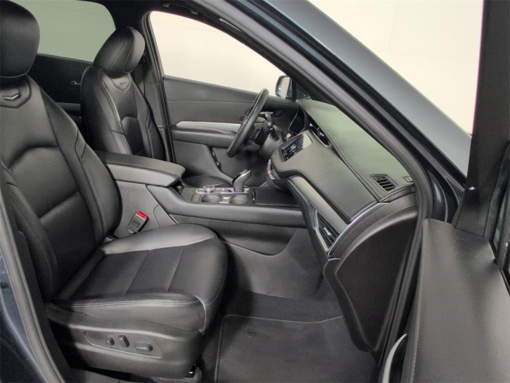 used 2021 Cadillac XT4 car, priced at $21,888