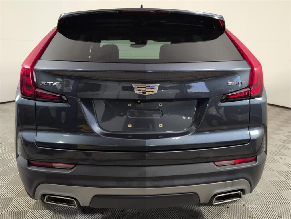 used 2021 Cadillac XT4 car, priced at $21,888