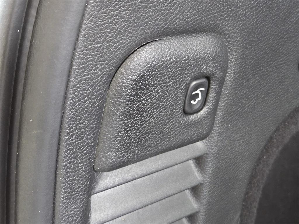 used 2019 Jeep Grand Cherokee car, priced at $17,618