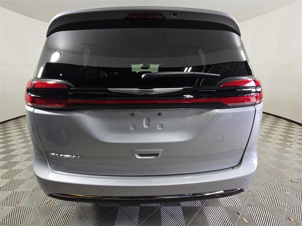 used 2024 Chrysler Pacifica car, priced at $36,978