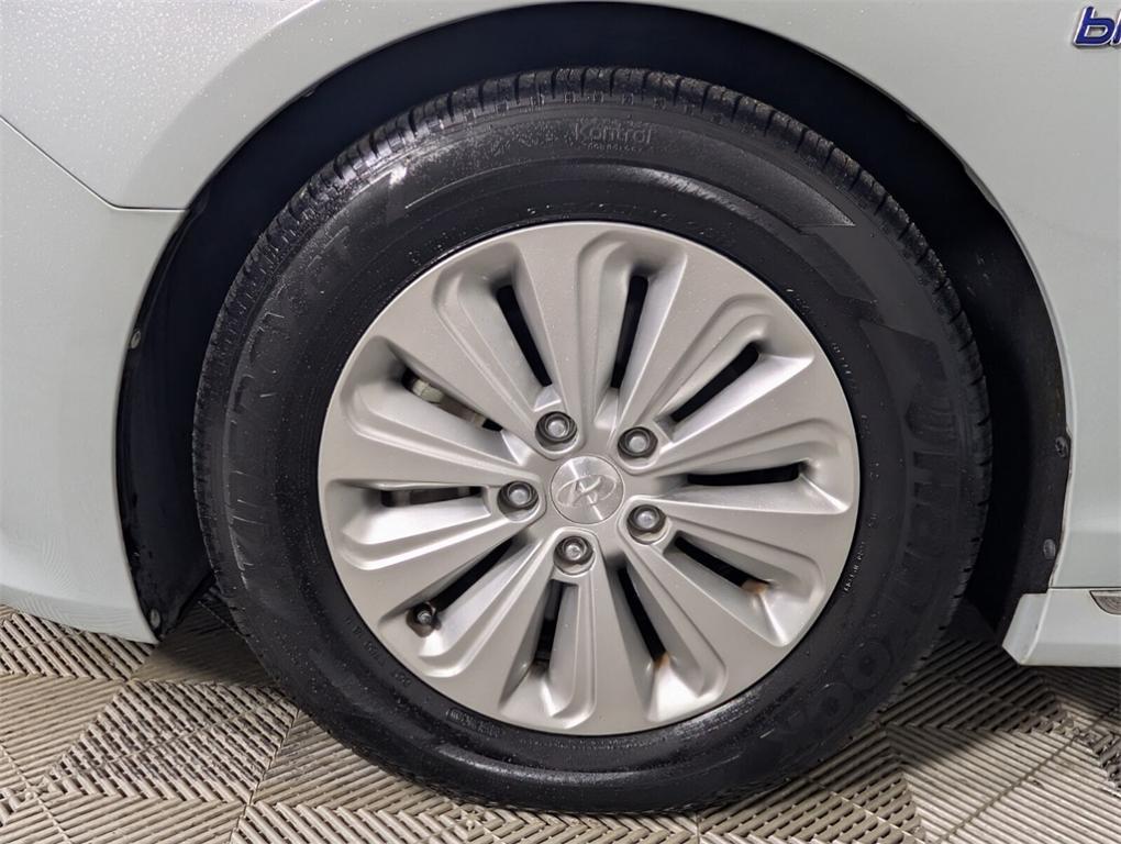 used 2016 Hyundai Sonata Hybrid car, priced at $12,500