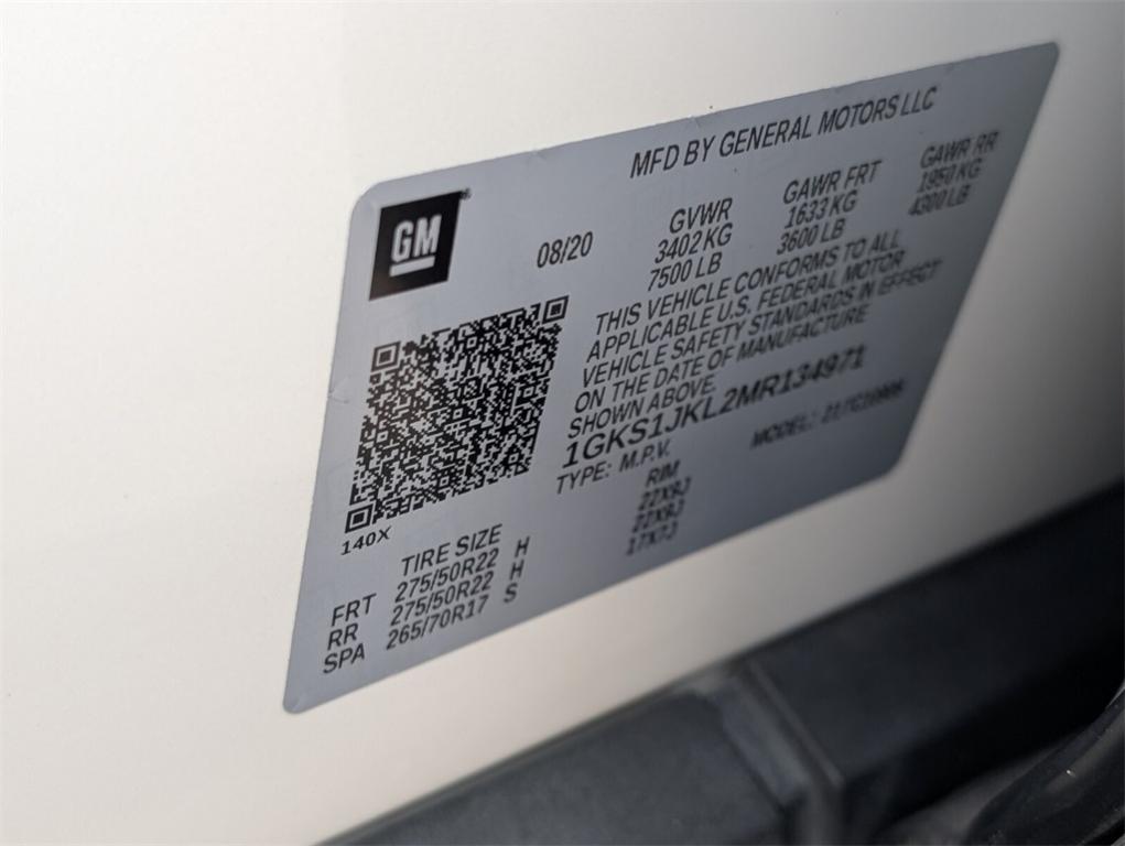 used 2021 GMC Yukon XL car, priced at $43,988