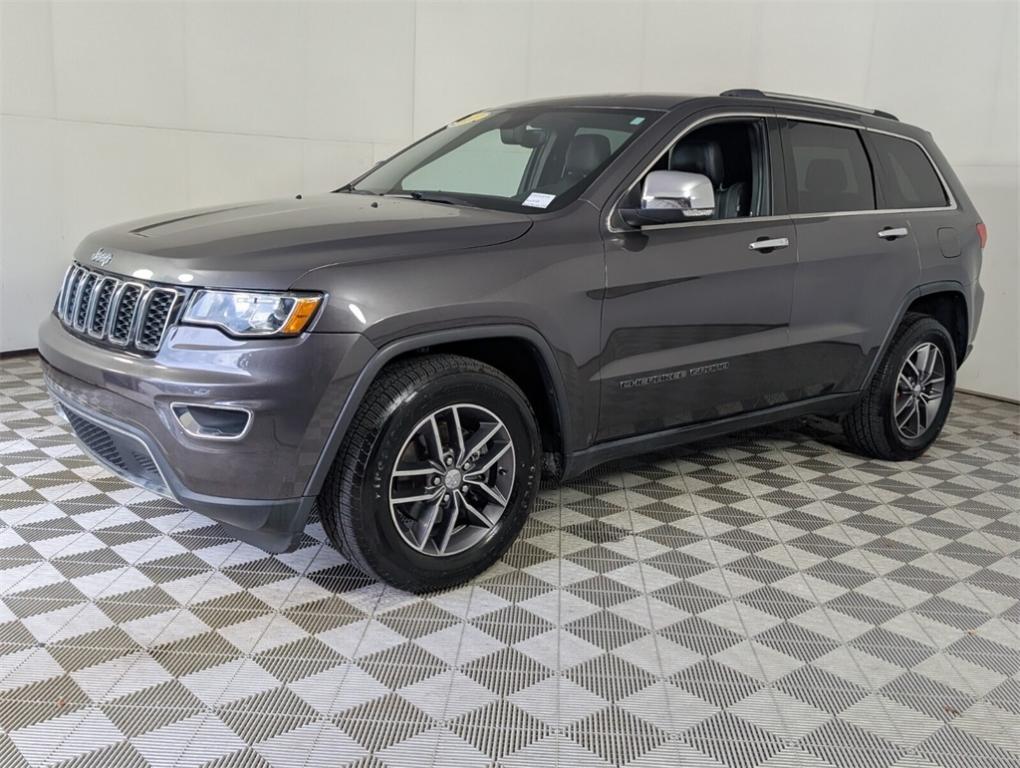 used 2017 Jeep Grand Cherokee car, priced at $14,398