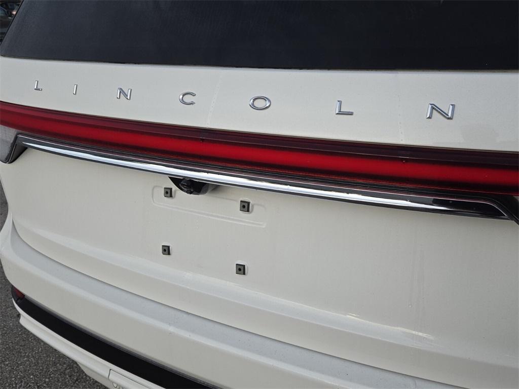 used 2022 Lincoln Aviator car, priced at $42,698