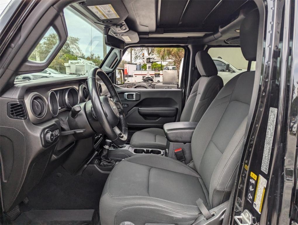 used 2021 Jeep Wrangler Unlimited car, priced at $36,698