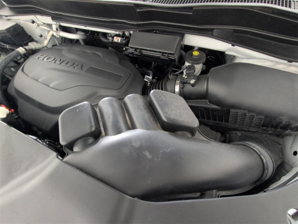 used 2022 Honda Pilot car, priced at $27,538