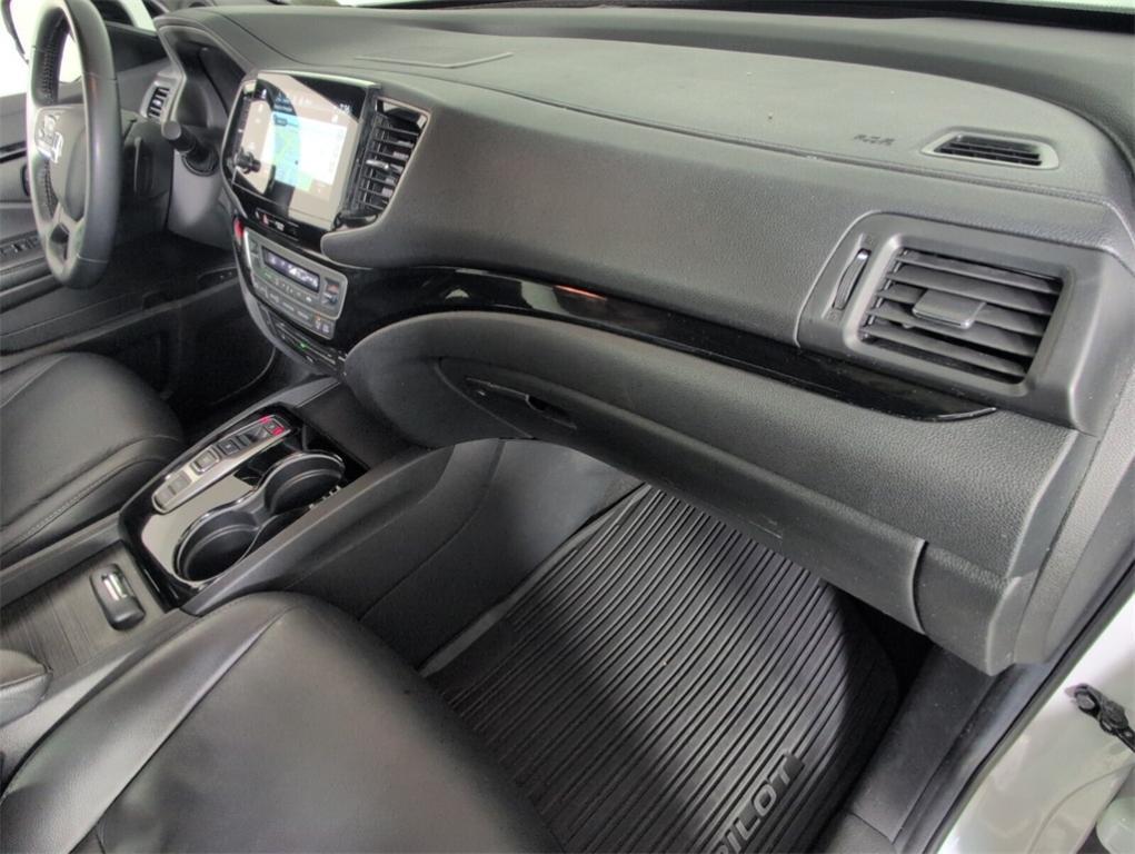 used 2022 Honda Pilot car, priced at $27,538