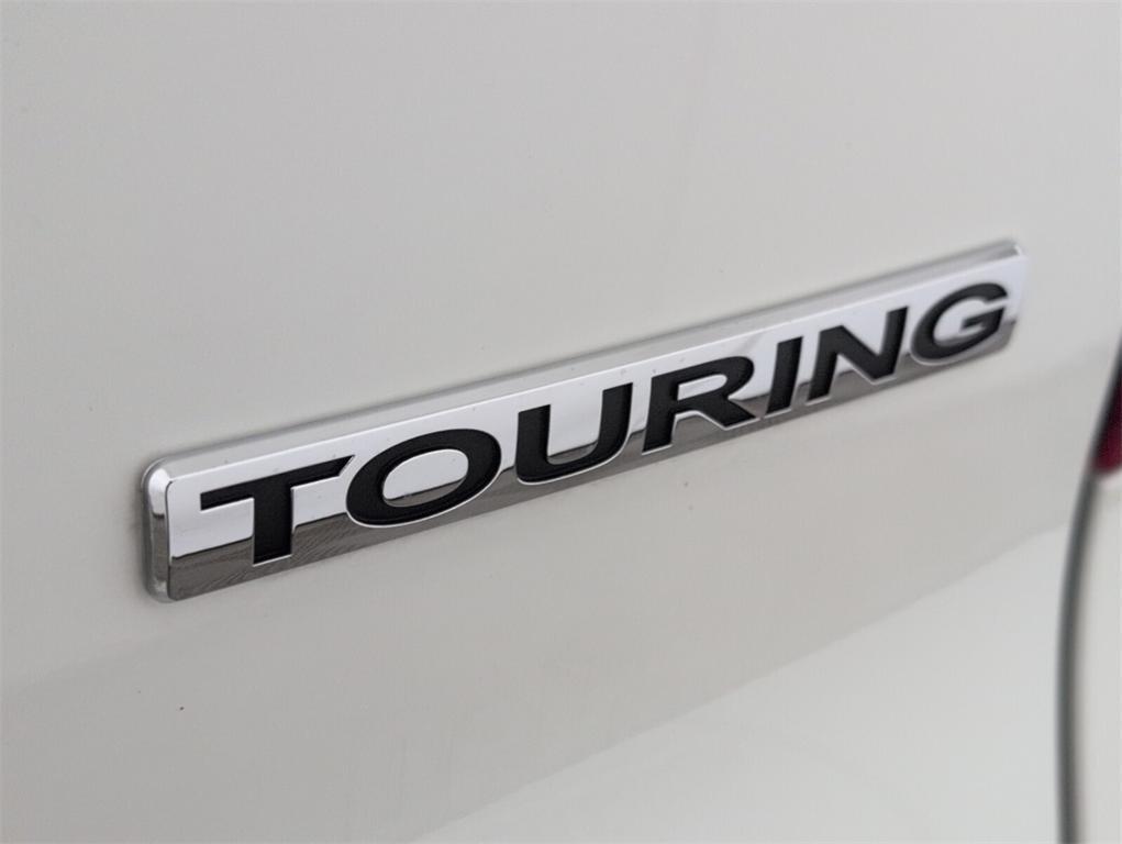 used 2022 Honda Pilot car, priced at $27,538