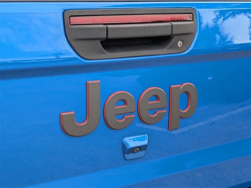 used 2022 Jeep Gladiator car, priced at $30,398