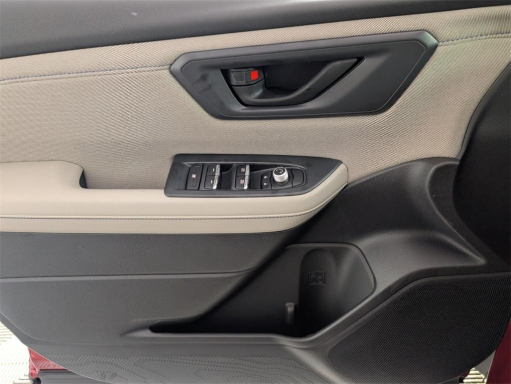 new 2025 Subaru Forester car, priced at $37,016